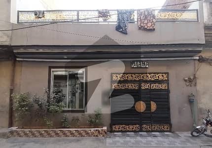 پیکو روڈ لاہور میں 5 کمروں کا 5 مرلہ مکان 1.8 کروڑ میں برائے فروخت۔