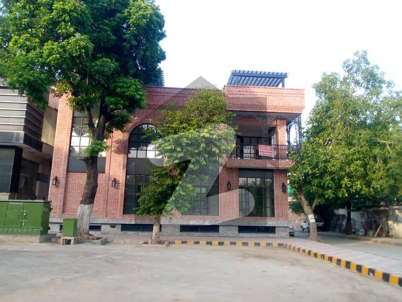 ایف ۔ 6/1 ایف ۔ 6,اسلام آباد میں 1 کنال عمارت 25.0 لاکھ میں کرایہ پر دستیاب ہے۔ ایف ۔ 6/1 ایف ۔ 6,اسلام آباد میں 1 کنال عمارت 25.0 لاکھ میں کرایہ پر دستیاب ہے۔