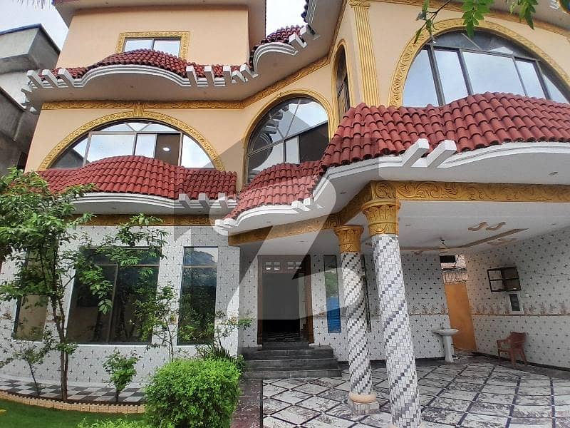 Beautiful Kanal House For Sale