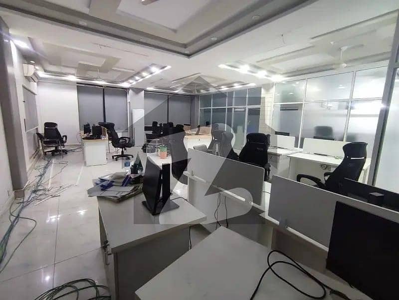 1st Floor Commercial Hall for Offices 1st Floor Commercial Hall for Offices