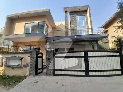 Beautiful Kanal House For Rent At Start Location Of Banigala