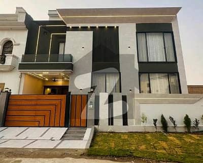 سٹی ہاؤسنگ سوسائٹی گوجرانوالہ میں 5 کمروں کا 8 مرلہ مکان 3.9 کروڑ میں برائے فروخت۔ سٹی ہاؤسنگ سوسائٹی گوجرانوالہ میں 5 کمروں کا 8 مرلہ مکان 3.9 کروڑ میں برائے فروخت۔