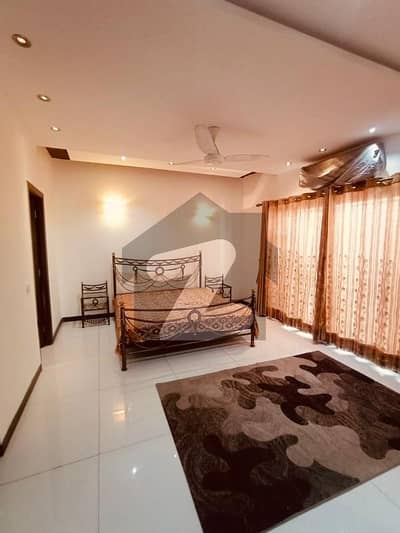 1 KANAL MODERN UPPER PORTION AVAILABLE FOR RENT IN DHA PHASE 5 1 KANAL MODERN UPPER PORTION AVAILABLE FOR RENT IN DHA PHASE 5