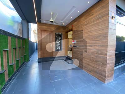 ڈی ایچ اے 11 رہبر فیز 2 ڈی ایچ اے 11 رہبر,لاہور میں 3 کمروں کا 5 مرلہ مکان 2.6 کروڑ میں برائے فروخت۔