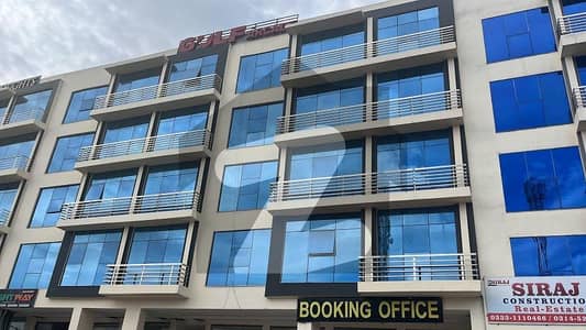 Lavish studio apartment ! Good room size ! Prime location! Nice view ! Lavish studio apartment ! Good room size ! Prime location! Nice view !