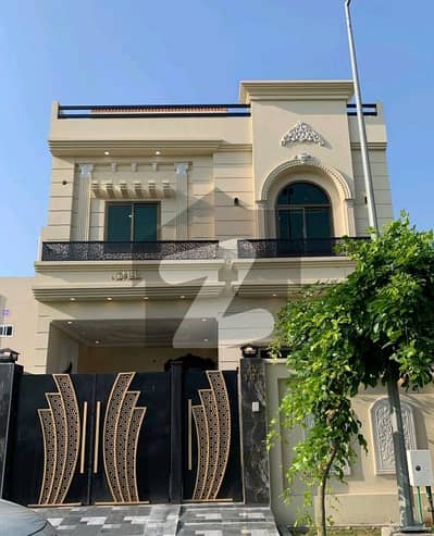 رئیل پام سٹی ایمن آباد موڑ,گوجرانوالہ میں 4 کمروں کا 5 مرلہ مکان 1.8 کروڑ میں برائے فروخت۔