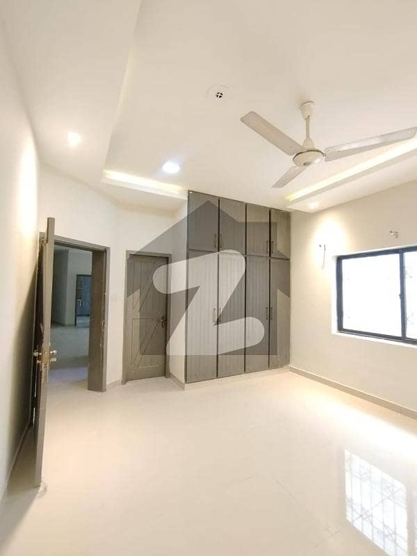 House Available For Rent In F-11 House Available For Rent In F-11