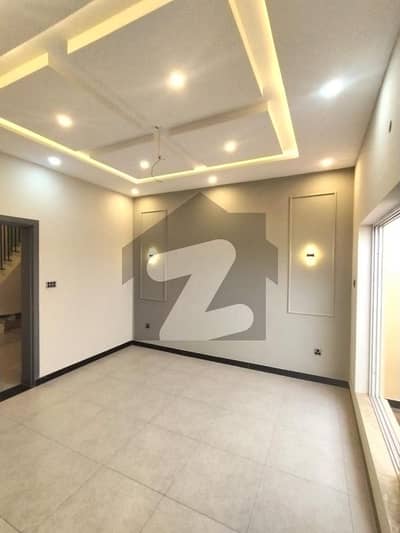 فیصل ہلز اسلام آباد میں 5 کمروں کا 10 مرلہ مکان 3.5 کروڑ میں برائے فروخت۔