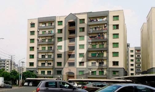 10 MARLA 3 BEDROOMS APARTMENT AVAILABLE FOR SALE