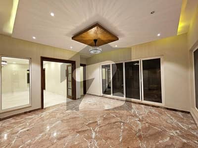 Beautiful Luxurious House Is For Sale In F-6