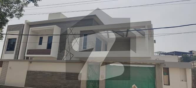 آدم جی نگر گلشنِ اقبال ٹاؤن,کراچی میں 6 کمروں کا 1 کنال مکان 26.0 کروڑ میں برائے فروخت۔ آدم جی نگر گلشنِ اقبال ٹاؤن,کراچی میں 6 کمروں کا 1 کنال مکان 26.0 کروڑ میں برائے فروخت۔