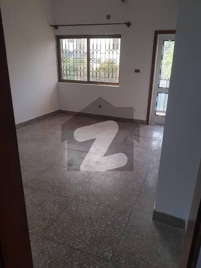 Spacious 3-Bed Upper Portion for Rent in G-9 Islamabad Ideal Family