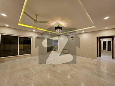 ایف ۔ 6 اسلام آباد میں 6 کمروں کا 2 کنال مکان 79.0 کروڑ میں برائے فروخت۔