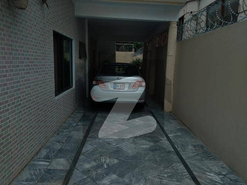 UPPER PORTION FOR RENT IN F-7 UPPER PORTION FOR RENT IN F-7