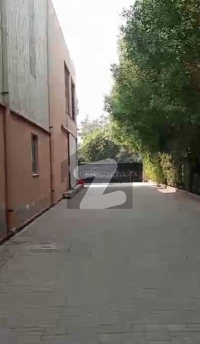 32000+ sq. ft. Factory available for Rent Location Sunder Industrial Estate Lahore