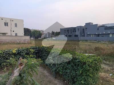 Highly-Desirable Residential Plot Available In DHA Phase 8 - Block Z3 For sale Highly-Desirable Residential Plot Available In DHA Phase 8 - Block Z3 For sale