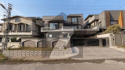 نیشنل پولیس فاؤنڈیشن او ۔ 9 - بلاک بی نیشنل پولیس فاؤنڈیشن او ۔ 9,اسلام آباد میں 5 کمروں کا 1 کنال مکان 6.5 کروڑ میں برائے فروخت۔