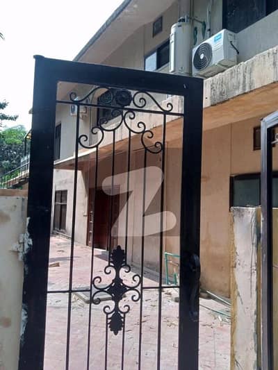 LOWER PORTION FOR RENT IN F-7