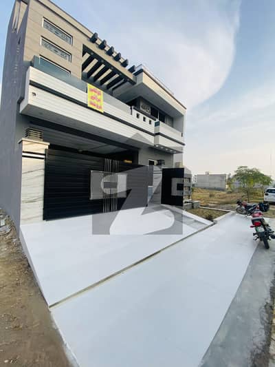 10 MARLA BRAND NEW HOUSE FOR SALE IN HOT LOCATION IN LDA AVENUE BLOCK M IN LAHORE