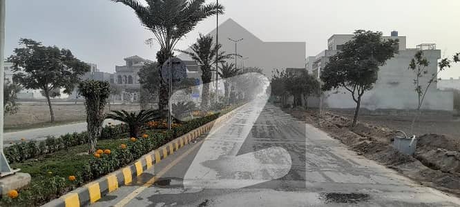 Highly-Desirable Prime Location Residential Plot Available In Park View City - Overseas Block For Sale Highly-Desirable Prime Location Residential Plot Available In Park View City - Overseas Block For Sale