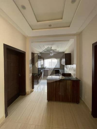 UPPER PORTION FOR RENT IN F-7