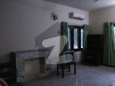 LOWER PORTION FOR RENT IN F-7