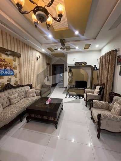 8 Marla Beautiful Upper Portion For Rent