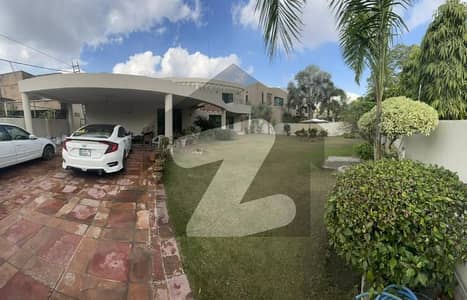 2Knaal fully furnished 6bed house available for rent for long time in dha phase 2 block U