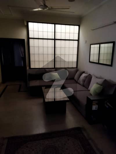 Well Maintained Owner Built 10 Marla Prime Location Few Years Used House With Basement Solar Panels & Gas Meter Installed Near Arena & Expressway