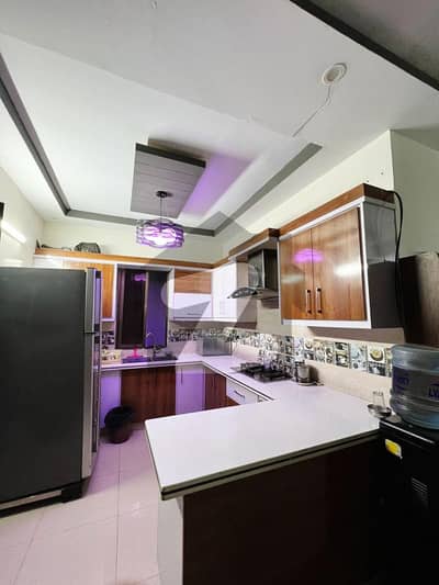 گلستانِِ جوہر ۔ بلاک 3 گلستانِ جوہر,کراچی میں 3 کمروں کا 12 مرلہ بالائی پورشن 98.0 ہزار میں کرایہ پر دستیاب ہے۔