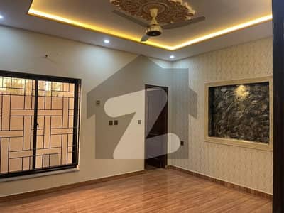 پارک ویو سٹی لاہور میں 1 کمرے کا 5 مرلہ زیریں پورشن 37.0 ہزار میں کرایہ پر دستیاب ہے۔