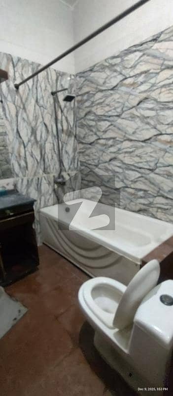 1 KANAL Furnished 4 BEDS HOUSE FOR FAMILY And office 4 BEDS ATTACHED BATH dd TVL KITCHEN