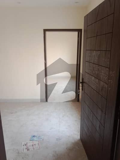 بحریہ آرچرڈ لاہور میں 2 کمروں کا 5 مرلہ فلیٹ 53.0 لاکھ میں برائے فروخت۔ بحریہ آرچرڈ لاہور میں 2 کمروں کا 5 مرلہ فلیٹ 53.0 لاکھ میں برائے فروخت۔