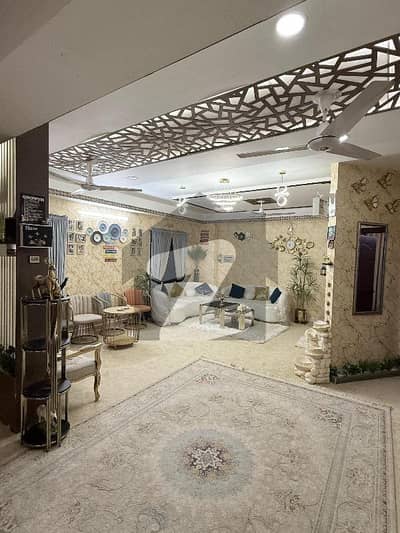 Highly decorated 3BHK ! Prime location! Basment car parking ! Reasonable price ! Available for sale in capital square B-17!