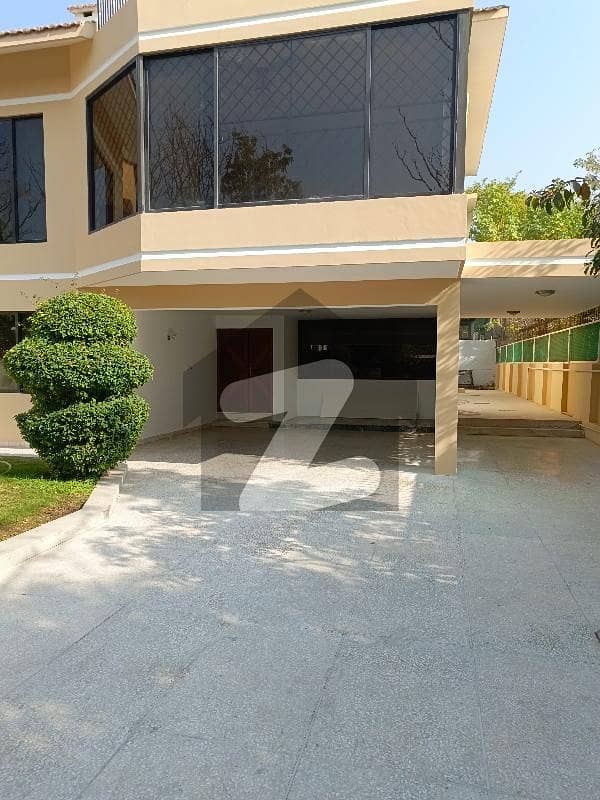 E 7 independent house E 7 independent house