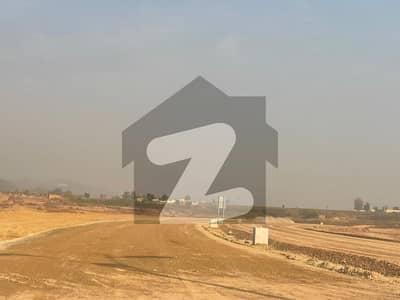 مارگلہ انکلیو مارگلہ ایونیو,اسلام آباد میں 1 کنال رہائشی پلاٹ 6.0 کروڑ میں برائے فروخت۔