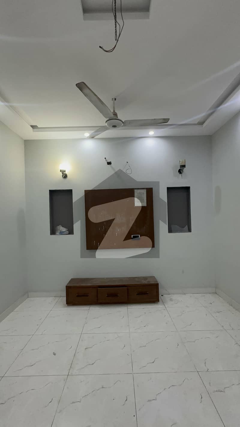 کینال گارڈن لاہور میں 4 کمروں کا 5 مرلہ مکان 1.52 کروڑ میں برائے فروخت۔ کینال گارڈن لاہور میں 4 کمروں کا 5 مرلہ مکان 1.52 کروڑ میں برائے فروخت۔