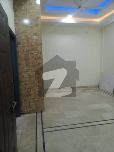 سیٹیلائیٹ ٹاؤن - بلاک ای سیٹیلائیٹ ٹاؤن,راولپنڈی میں 5 کمروں کا 10 مرلہ مکان 4.7 کروڑ میں برائے فروخت۔