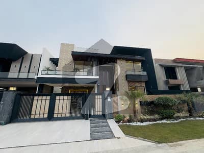 EXTREMELY BEAUTIFUL 1 KANAL HOUSE FOR SALE IN ROYAL ORCHARD