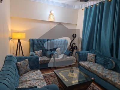 FLAT FOR SALE IN GULSHAN E IQBAL BLOCK 11