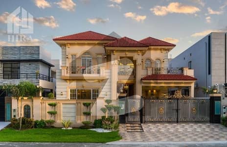 ڈی ایچ اے فیز 7 - بلاک پی فیز 7,ڈیفنس (ڈی ایچ اے),لاہور میں 5 کمروں کا 1 کنال مکان 8.25 کروڑ میں برائے فروخت۔