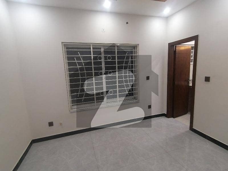 Upper Portion For Rent In E-11 Upper Portion For Rent In E-11
