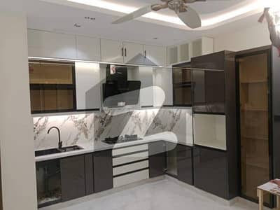 بخاری کمرشل ایریا ڈی ایچ اے فیز 6,ڈی ایچ اے ڈیفینس,کراچی میں 2 کمروں کا 4 مرلہ فلیٹ 2.6 کروڑ میں برائے فروخت۔ بخاری کمرشل ایریا ڈی ایچ اے فیز 6,ڈی ایچ اے ڈیفینس,کراچی میں 2 کمروں کا 4 مرلہ فلیٹ 2.6 کروڑ میں برائے فروخت۔