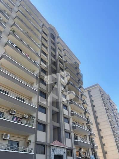 عسکری ٹاور 1 ڈی ایچ اے ڈیفینس فیز 2,ڈی ایچ اے ڈیفینس,اسلام آباد میں 4 کمروں کا 11 مرلہ فلیٹ 3.5 کروڑ میں برائے فروخت۔ عسکری ٹاور 1 ڈی ایچ اے ڈیفینس فیز 2,ڈی ایچ اے ڈیفینس,اسلام آباد میں 4 کمروں کا 11 مرلہ فلیٹ 3.5 کروڑ میں برائے فروخت۔