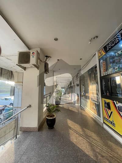 ڈیفنس ریزیڈینسی ڈی ایچ اے ڈیفینس فیز 2,ڈی ایچ اے ڈیفینس,اسلام آباد میں 4 مرلہ دکان 2.5 کروڑ میں برائے فروخت۔ ڈیفنس ریزیڈینسی ڈی ایچ اے ڈیفینس فیز 2,ڈی ایچ اے ڈیفینس,اسلام آباد میں 4 مرلہ دکان 2.5 کروڑ میں برائے فروخت۔