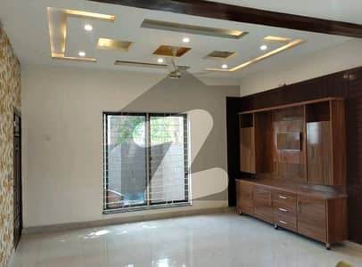 This Is Your Chance To Buy Flat In Lahore