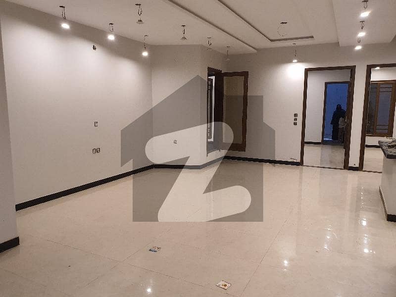 Outclass 1st Floor Outclass 1st Floor