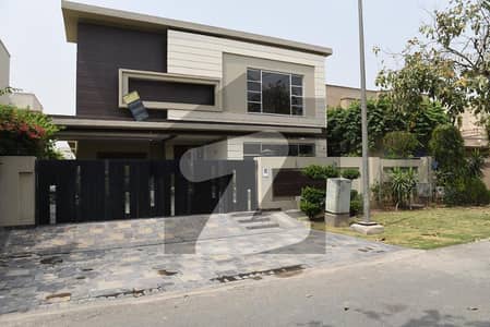 01 Kanal Slightly Used Magnificent Ultra Modern Double Height Lobby Bungalow For Sale in DHA Phase 5, Near to park 01 Kanal Slightly Used Magnificent Ultra Modern Double Height Lobby Bungalow For Sale in DHA Phase 5, Near to park