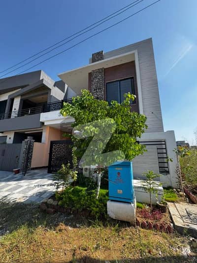 ڈی ایچ اے ڈیفینس فیز 5 ڈی ایچ اے ڈیفینس,اسلام آباد میں 3 کمروں کا 5 مرلہ مکان 3.5 کروڑ میں برائے فروخت۔ ڈی ایچ اے ڈیفینس فیز 5 ڈی ایچ اے ڈیفینس,اسلام آباد میں 3 کمروں کا 5 مرلہ مکان 3.5 کروڑ میں برائے فروخت۔