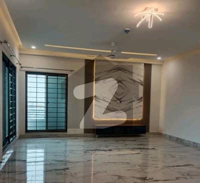 Ideal Flat In Lahore Available For Rs. 34800000 Ideal Flat In Lahore Available For Rs. 34800000